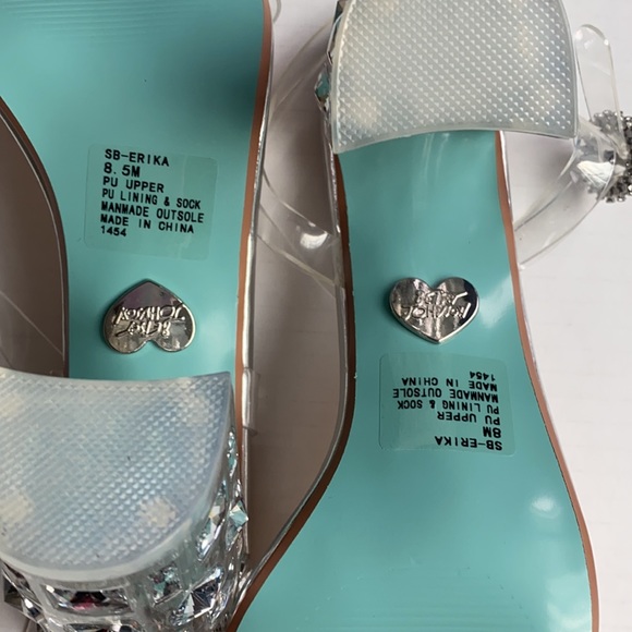 NWT BLUE BETSEY JOHNSON Erika Clear Lucite Heels - Picture 9 of 10